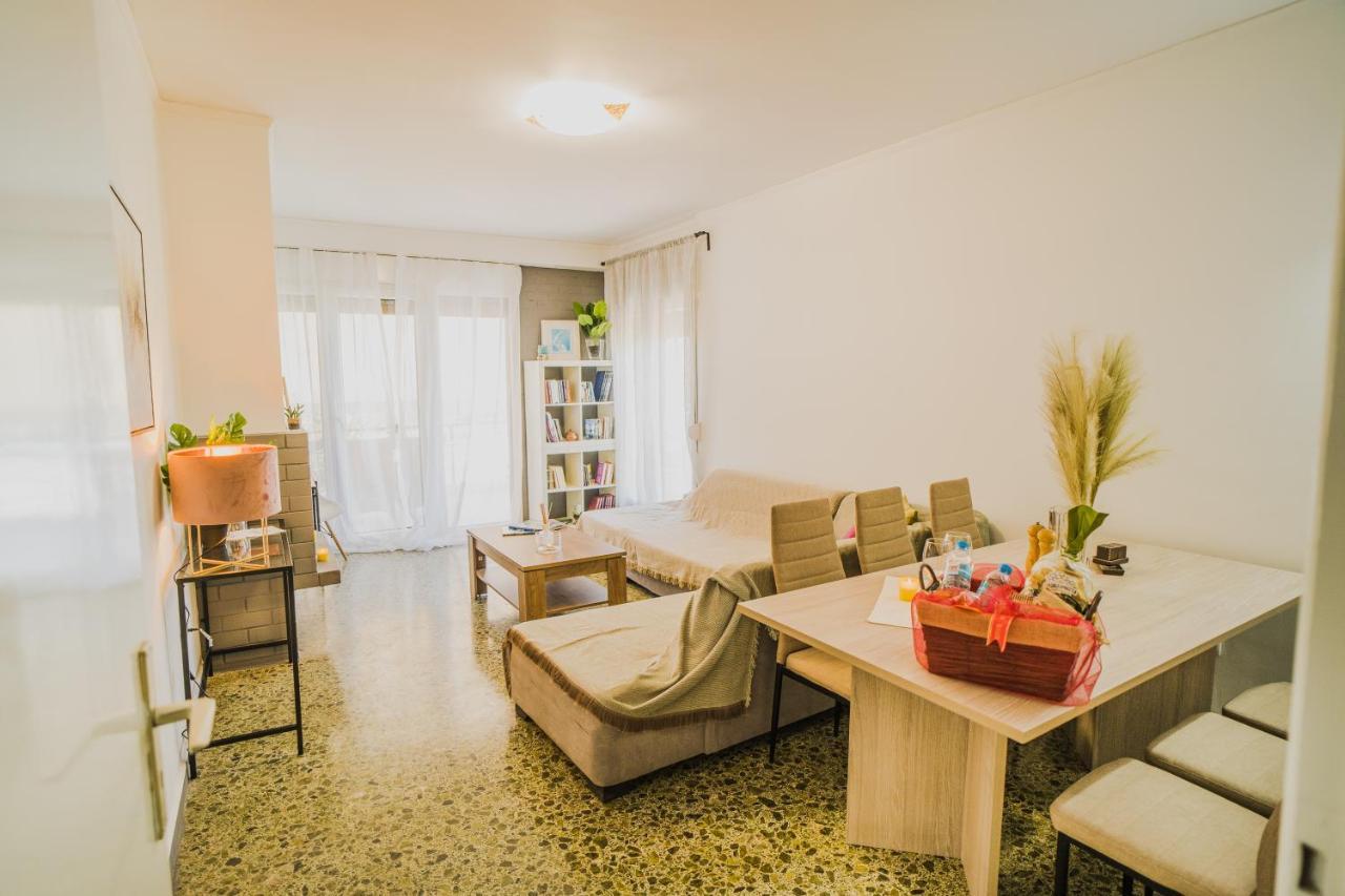Green Apartment Ground Floor Feel Like Home Properties Saronida Ngoại thất bức ảnh